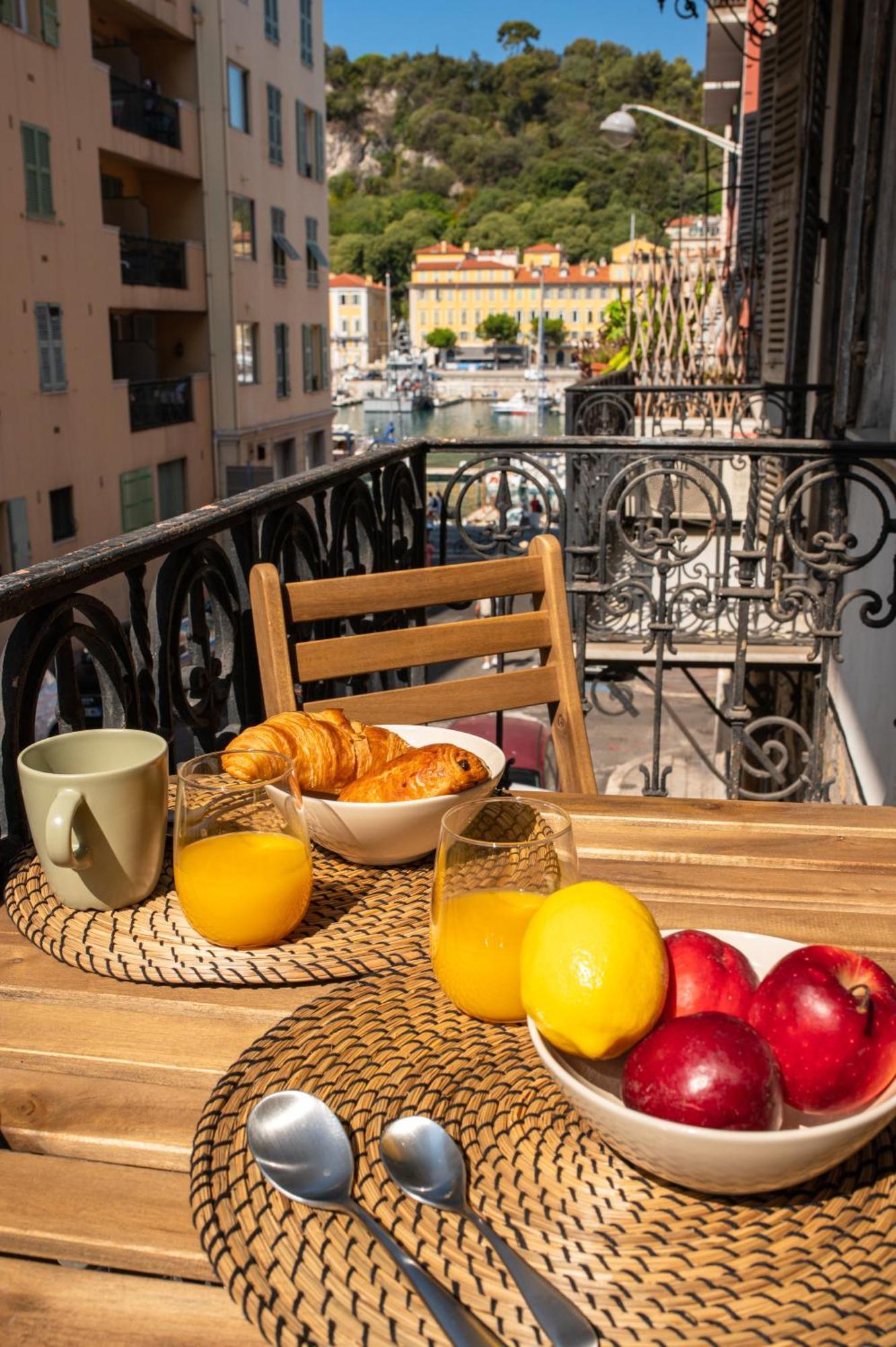 Magnifique 2P Avec Vue Sur Le Port De Nice Daire Dış mekan fotoğraf